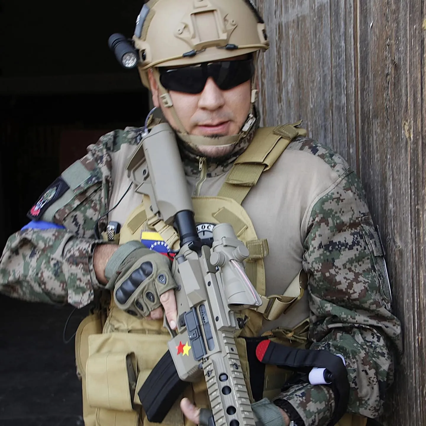 Alejandro - Alpha 03 - Francotirador del Escuadrón Alpha